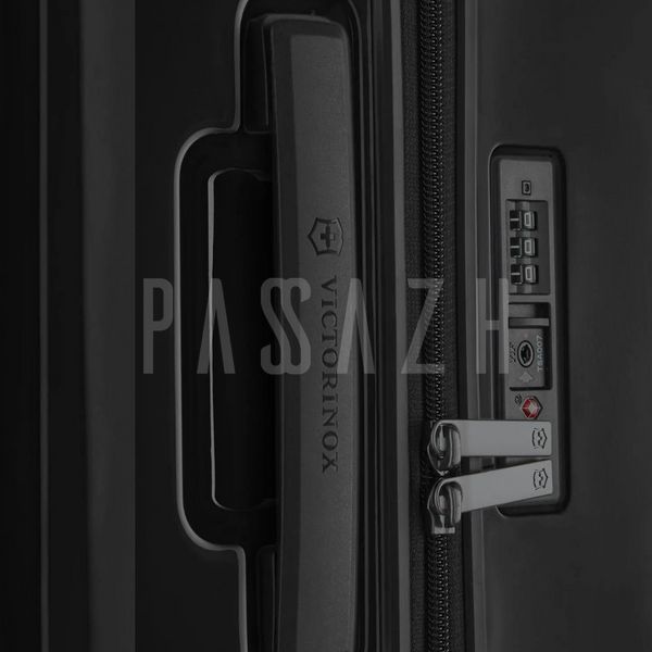 Валіза Victorinox Airox/Black середня (Vt612506) Vt612506 фото