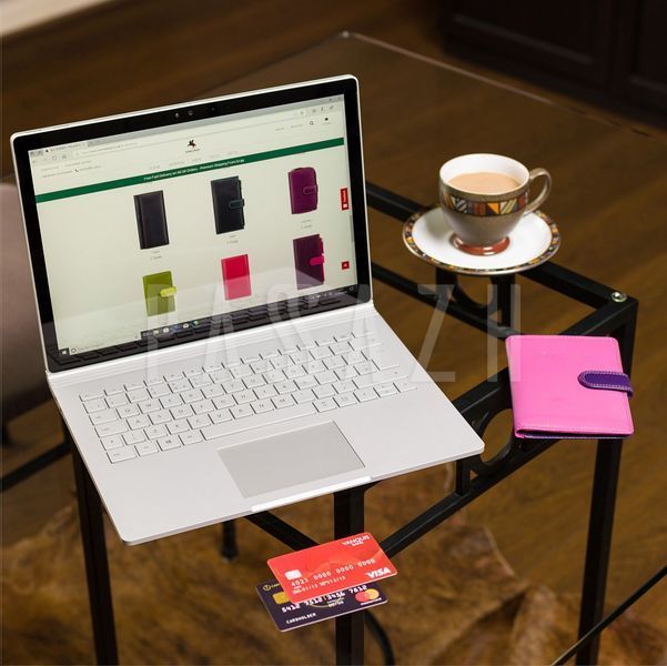 Покриття для паспорту Visconti RB75 Sumba Berry Multi (RB75 BERRY M) RB75 BERRY M фото
